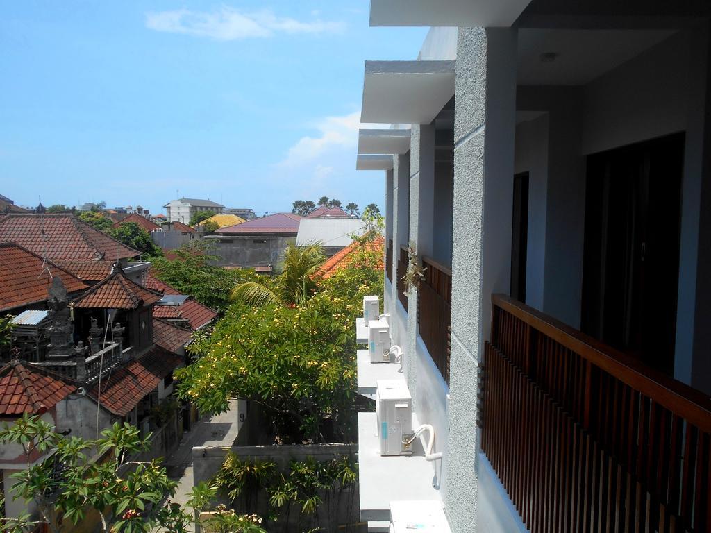 Reddoorz At Kerobokan Seminyak 2 Buitenkant foto
