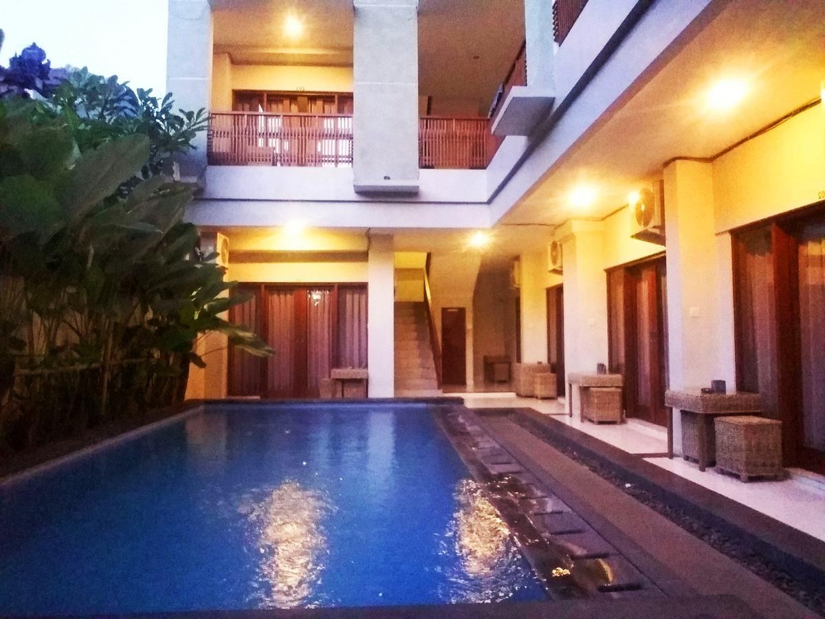 Reddoorz At Kerobokan Seminyak 2 Buitenkant foto