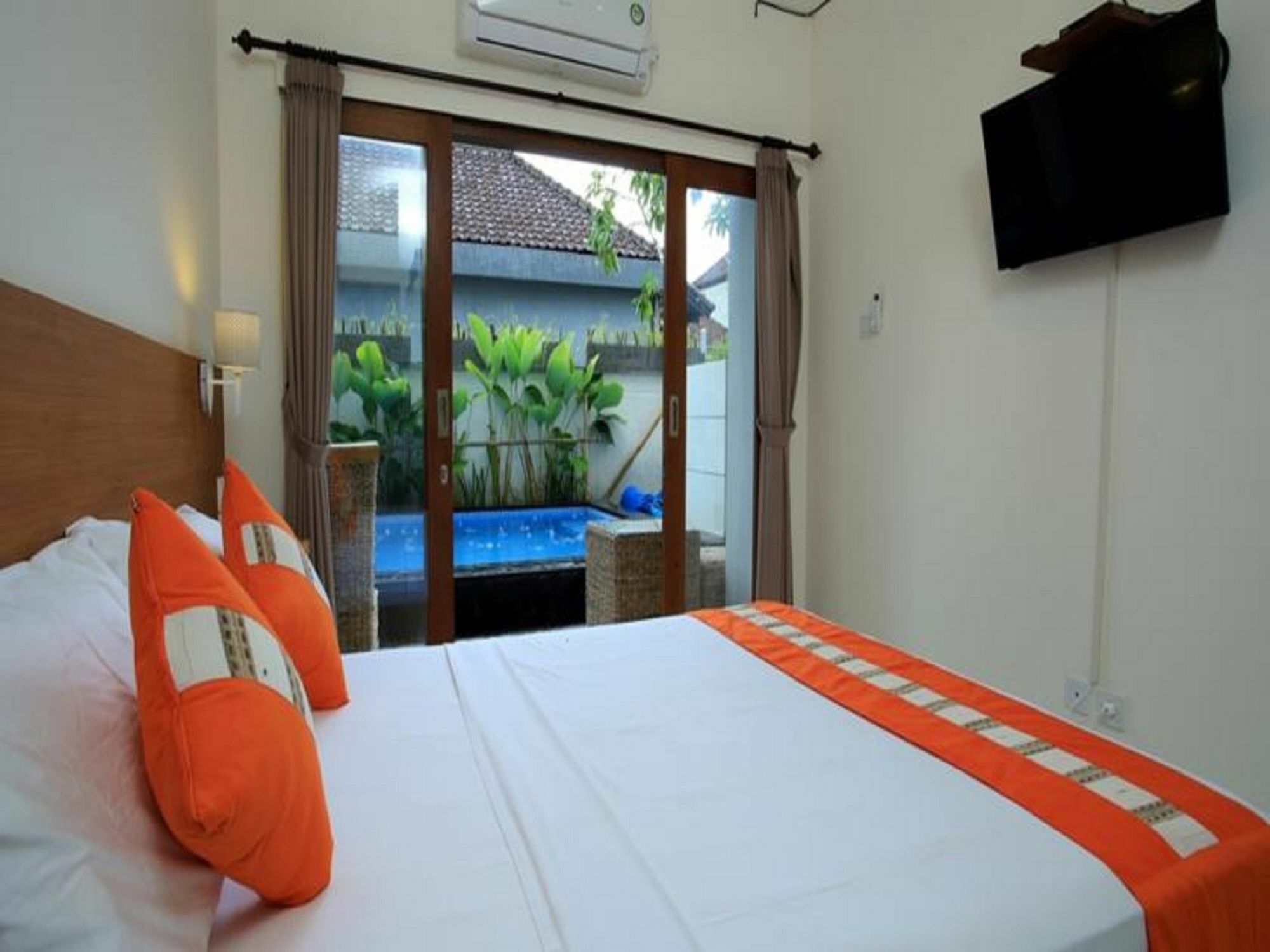 Reddoorz At Kerobokan Seminyak 2 Buitenkant foto